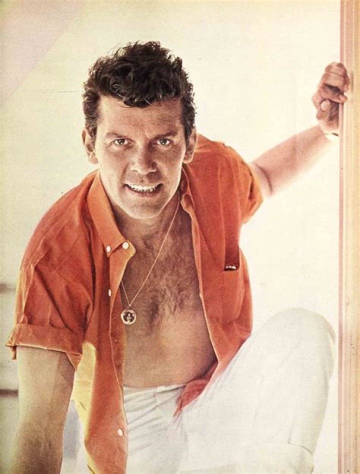 Lee Paterson Net Worth, Age, Height, Bio, Birthday, Wiki!