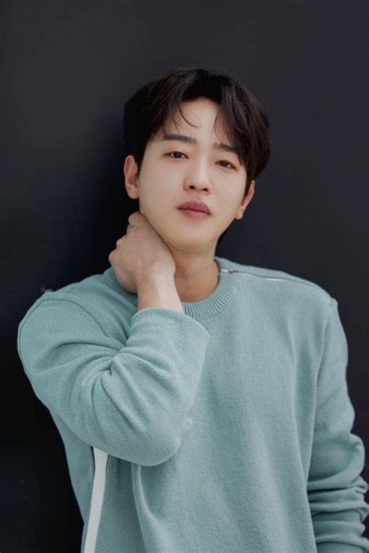 Lee Tae-sun - Net Worth, Age, Height, Birthday, Bio, Wiki!