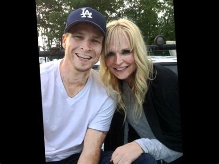 Leighanne Littrell - Net Worth, Age, Height, Birthday, Bio, Wiki!