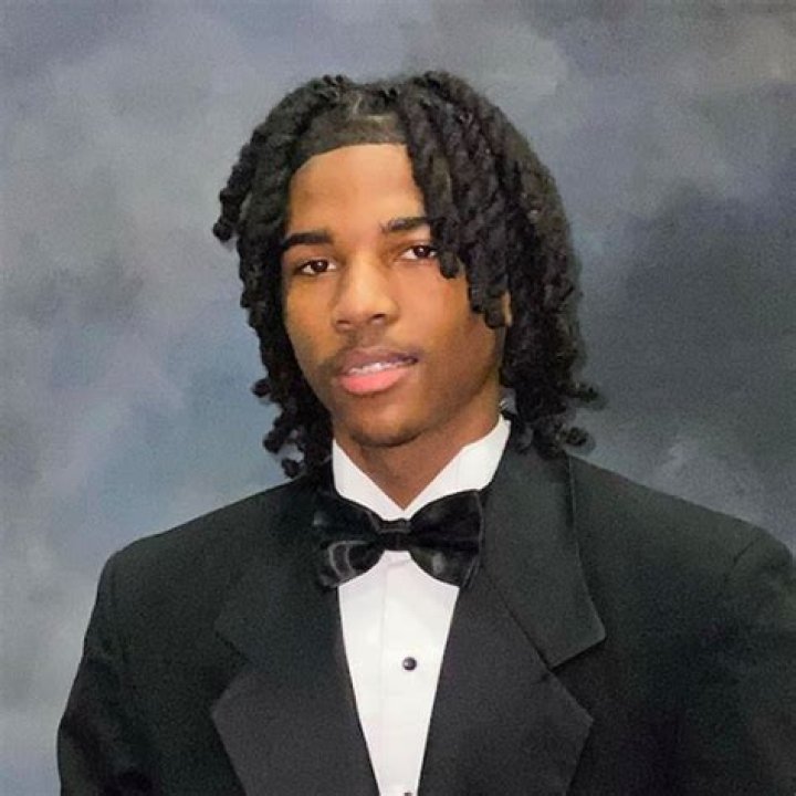 Fame | Lil Darius net worth and salary income estimation Apr, 2024