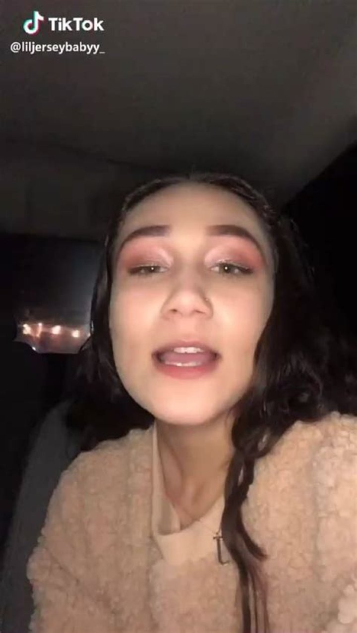 Jessilyn DeOliveira - Net Worth, Age, Height, Birthday, Bio, Wiki!