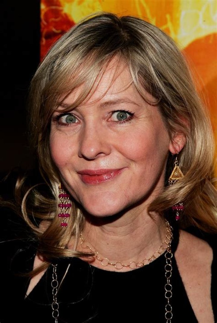 Linda Larkin- Wiki, Age, Height, Net Worth, Husband, Ethnicity