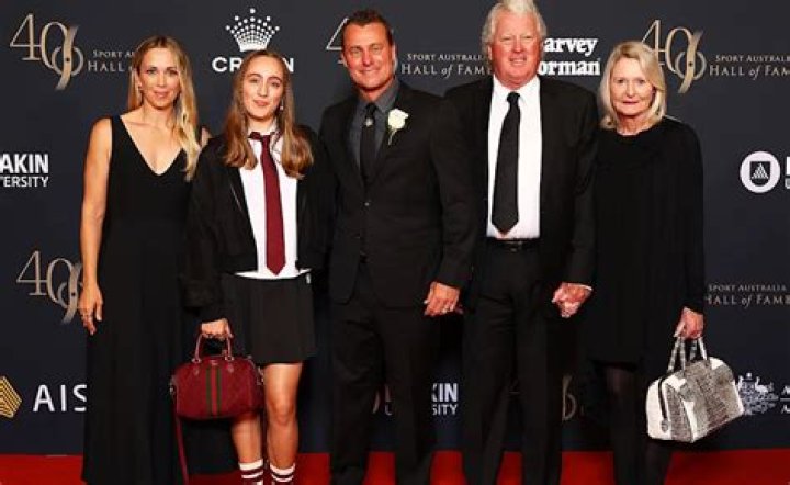 Lleyton Hewitt Wife: Meet Bec Hewitt