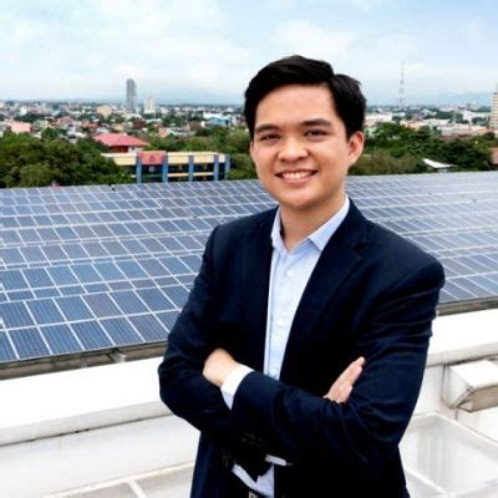 Lorenzo Leviste- Wiki, Age, Height, Net Worth, Girlfriend, Dating, Career