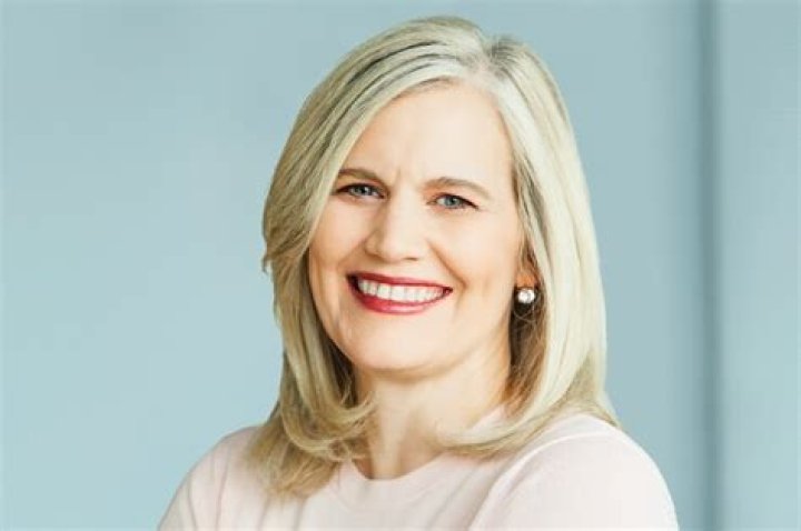 Fame | Lori Beer net worth and salary income estimation Jan, 2024