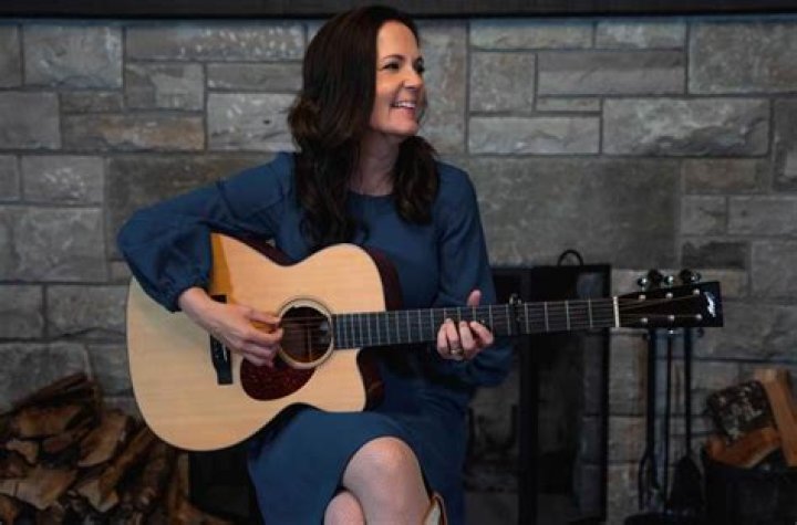 Fame | Lori McKenna net worth and salary income estimation Jan, 2024