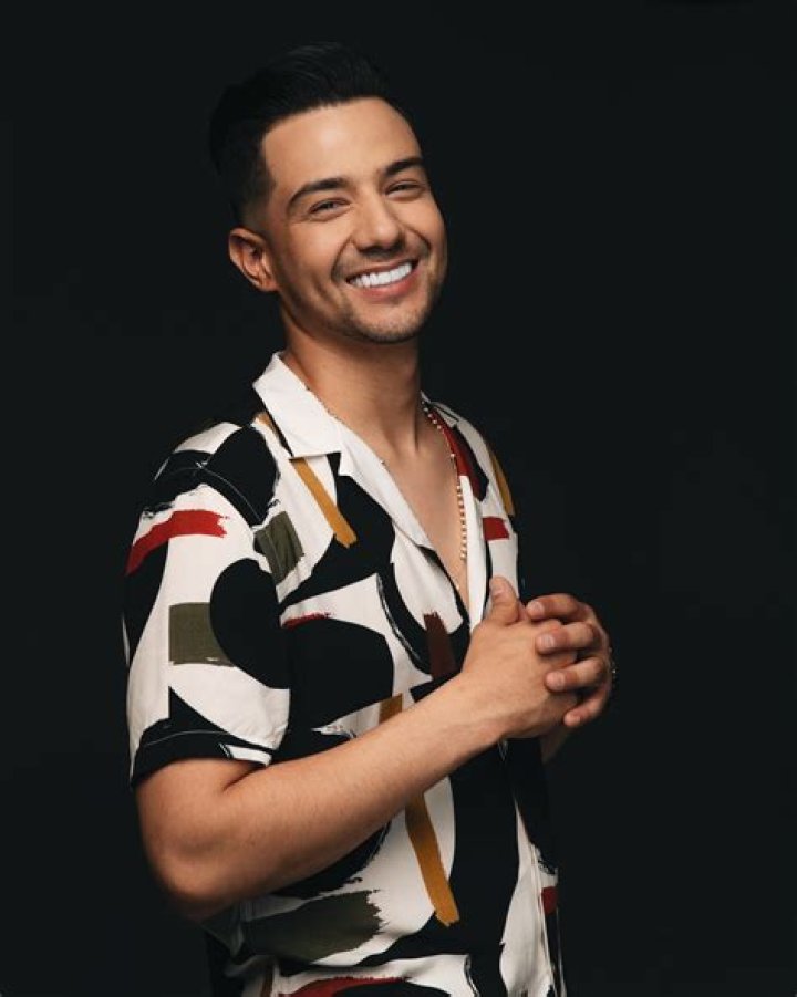
Luis Coronel- Wiki, Age, Height, Net Worth, Girlfriend, Ethnicity	