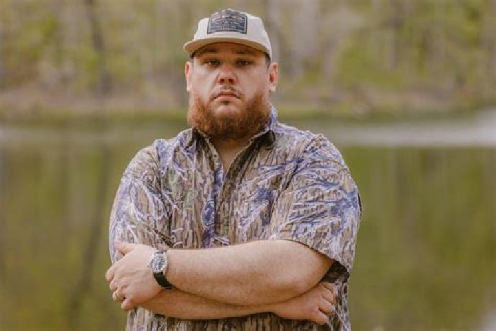 How rich is Luke Combs: What is His Net Worth