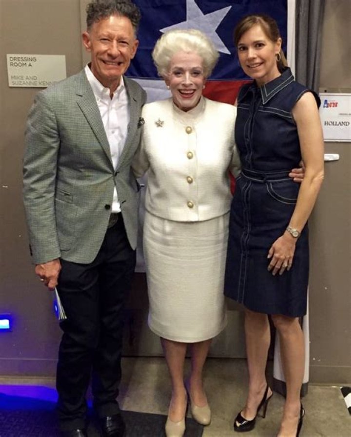 Lyle Lovett Wife: Meet April Kimble