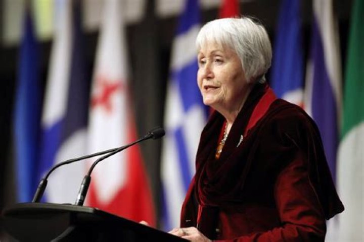 Madeleine Moon Net Worth, Age, Height, Bio, Birthday, Wiki!