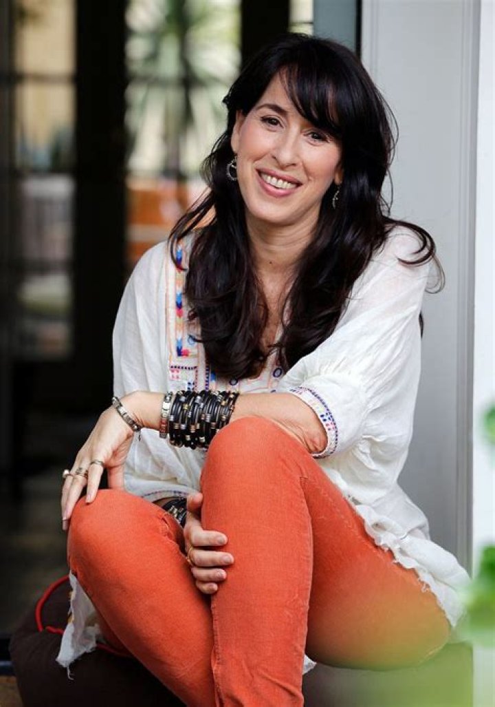 Maggie Wheeler - Net Worth, Age, Height, Birthday, Bio, Wiki!