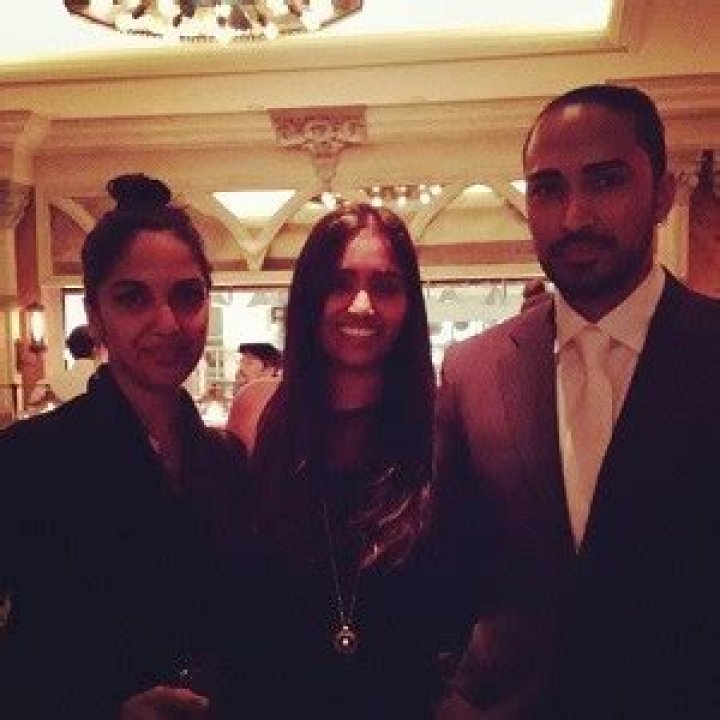 Mahesh Jadu – Wife, Girlfriend, Ethnicity, Children, Siblings