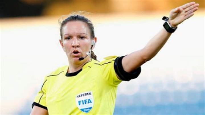 Fame | Marie-Soleil Beaudoin net worth and salary income estimation Apr, 2024