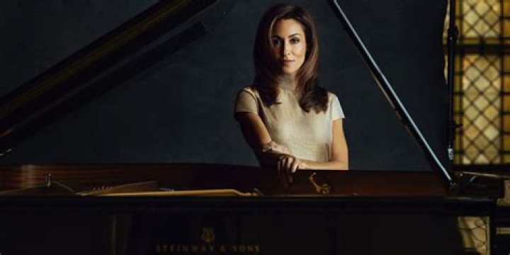 Fame | Marta Aznavoorian net worth and salary income estimation Apr, 2024