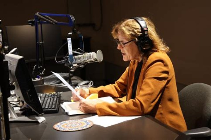 Fame | Marty Moss-Coane net worth and salary income estimation Jan, 2024