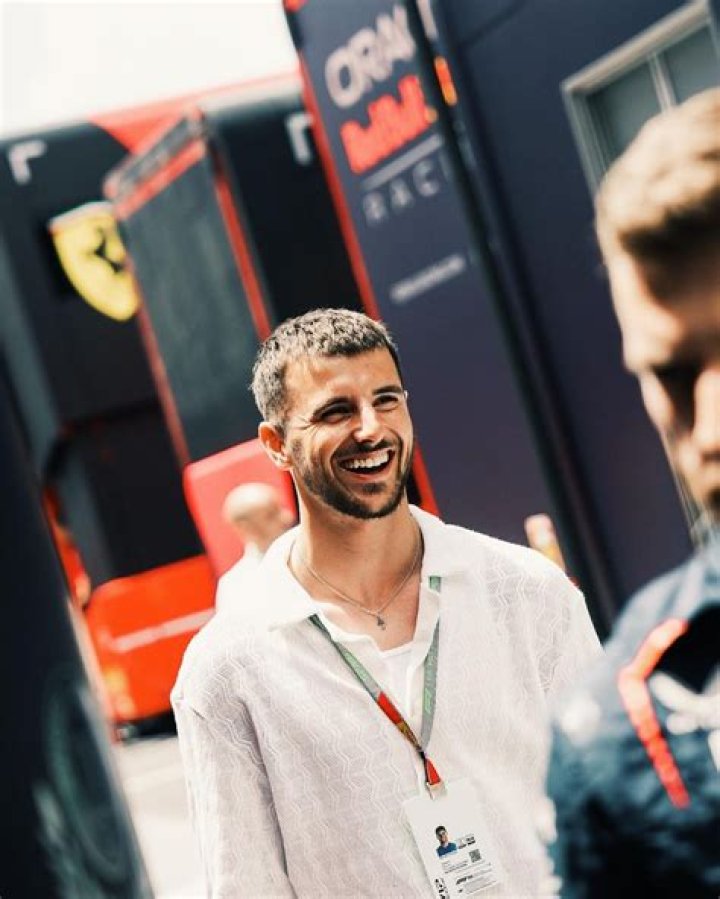 Mason Mount Biography: Wife, Age, Injury, Net Worth, Transfer News, Height, Salary, Daughter, Profile, Position, Girlfriend