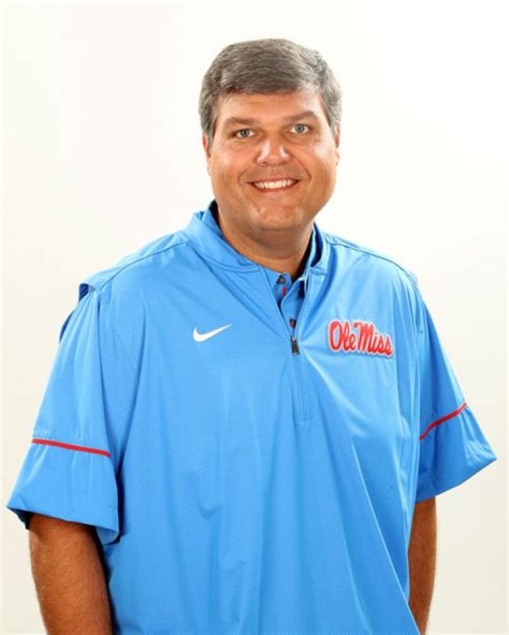 Fame | Matt Luke (American football) net worth and salary income estimation Jan, 2024