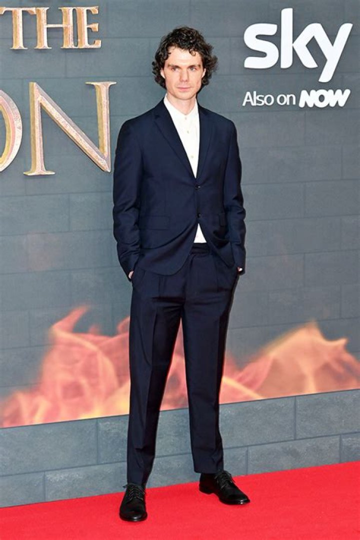 Matthew Needham- Wiki, Age, Height, Net Worth, Girlfriend, Ethnicity