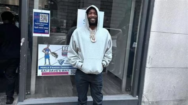 Meek Mill Biography: Net Worth, Wife, Age, Songs, Albums, Girlfriend, Children, Movies