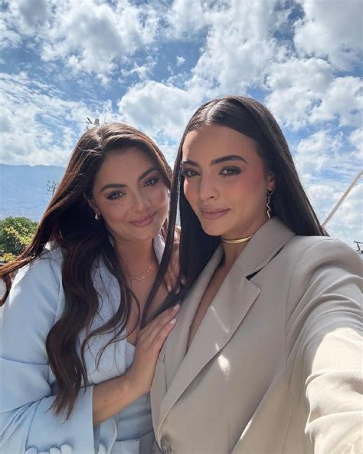 Meet Dario Gomez's Wife : Olga Lucía Arcila