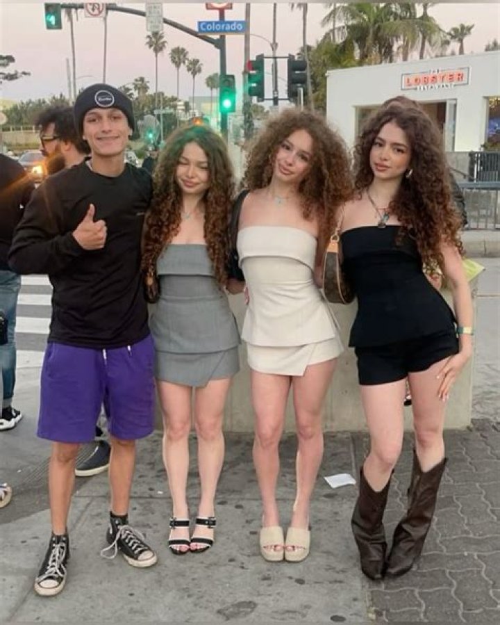 Meet Kevin Spacey Sibling, Julie Anne Fowler