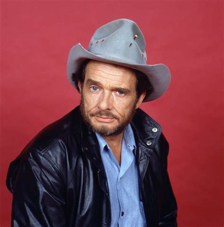 Who is Merle Haggard? Wiki, Biography, Net Worth, Ethnicity, Height, Career (Biographygist)