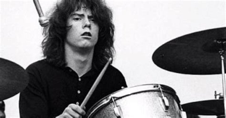 Fame | Michael Shrieve net worth and salary income estimation Apr, 2024