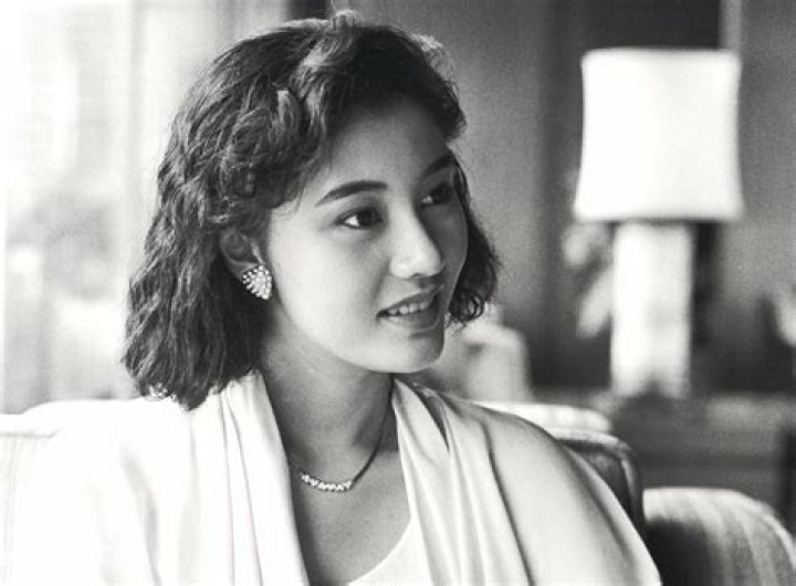 Michelle Reis Biography, Age, Career, Net Worth, Height, Relationship