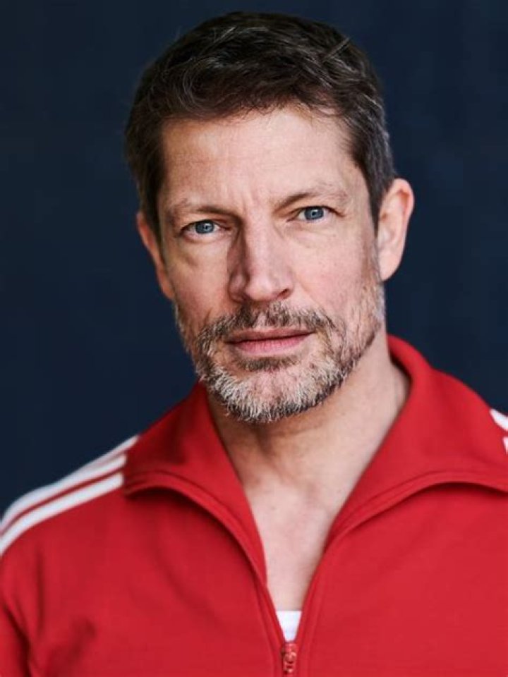 Mickey Hardt - Net Worth, Age, Height, Birthday, Bio, Wiki!