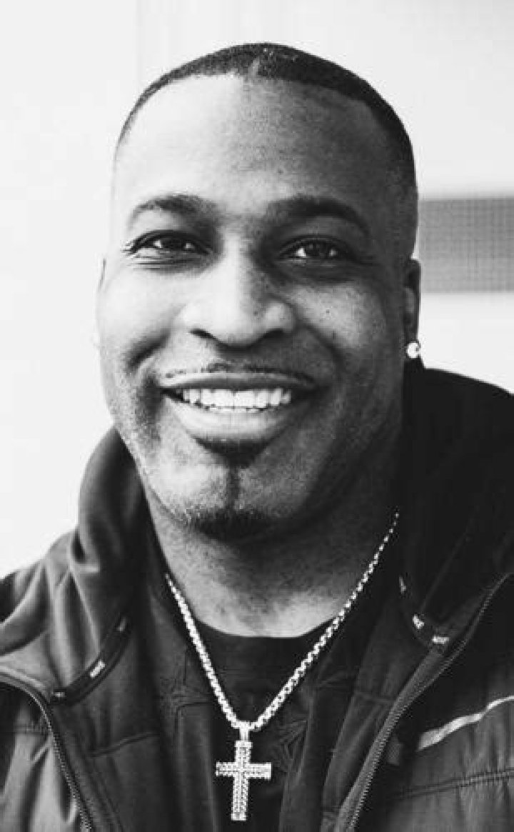 Fame | Mike Archie net worth and salary income estimation Jan, 2024