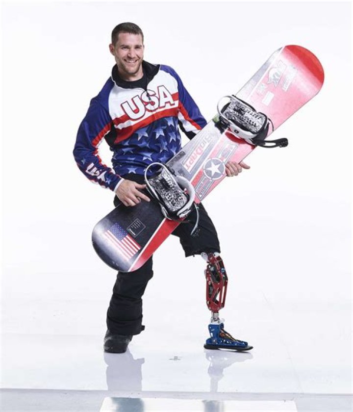 Mike Schultz Net Worth, Age, Height, Bio, Birthday, Wiki!