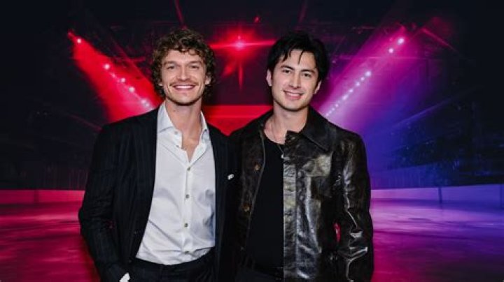 Who Is Mike Williams Partner?