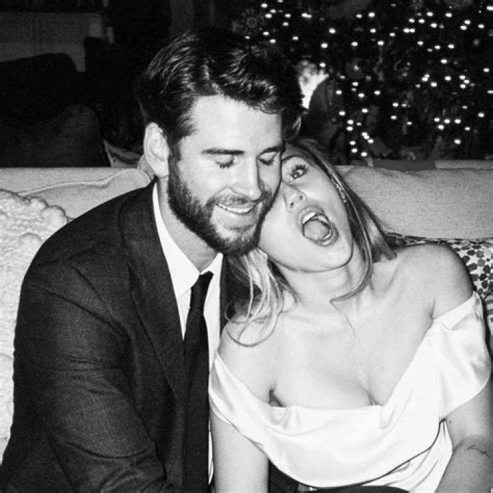Miley Cyrus & Liam Hemsworth Sing “Love Yourself” In Instagram Video