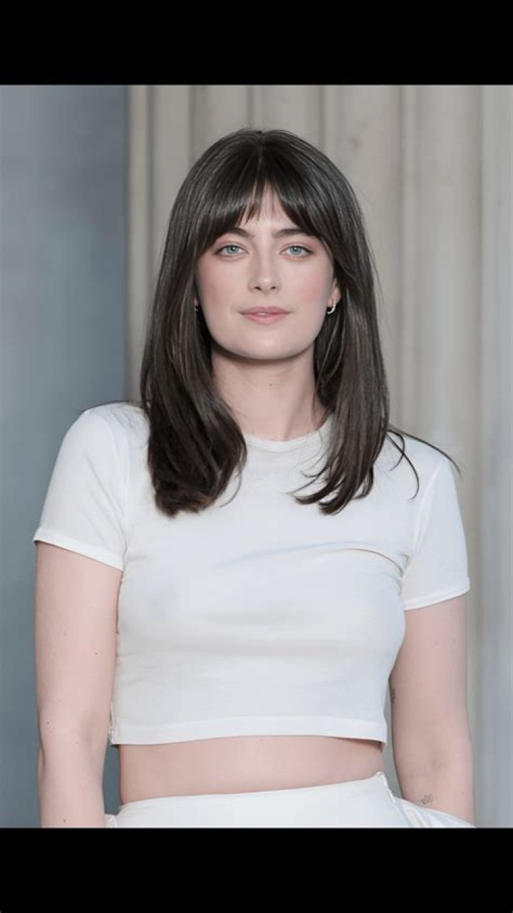 Millie Brady- Bio, Age, Height, Boyfriend, Net Worth, Career