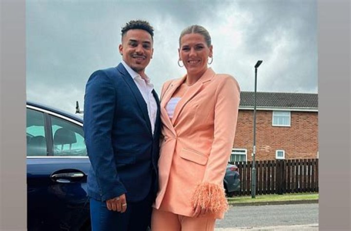 Is Millie Bright married to Levi Crew