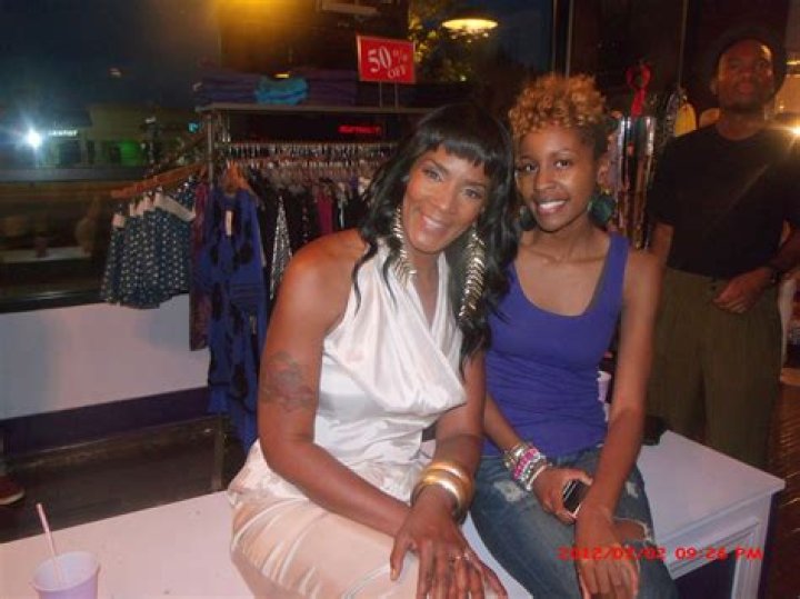 Momma Dee Daughter: Who Is Jasmine Brown?