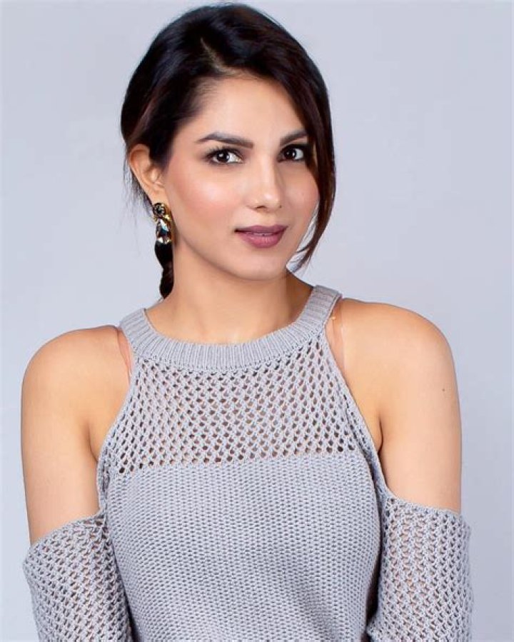 Monica Gill - Net Worth, Age, Height, Birthday, Bio, Wiki!