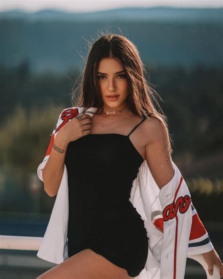 Monica Moran- Bio, Age, Height, Net Worth, Boyfriend, Dating