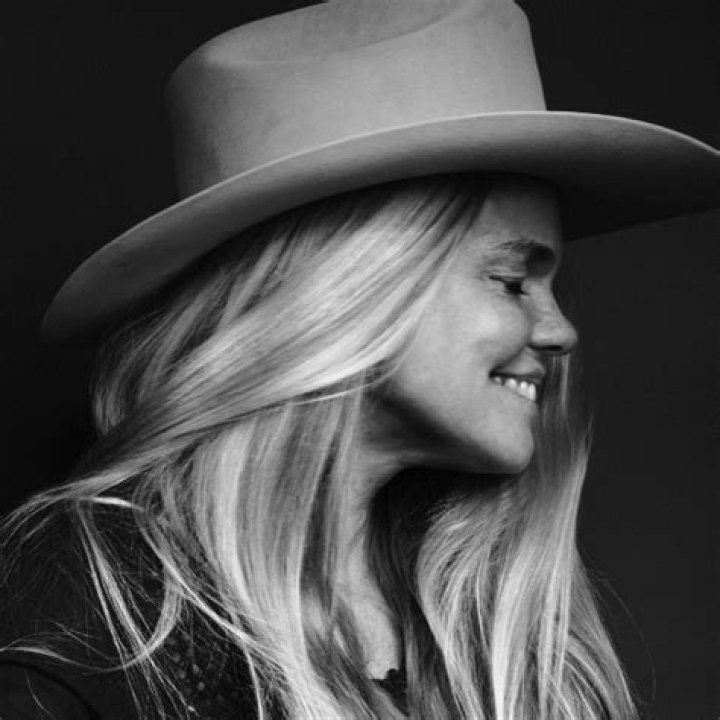 Music Video Premiere: Pamela Laws Unveils Enchanting “Dry My Tears”