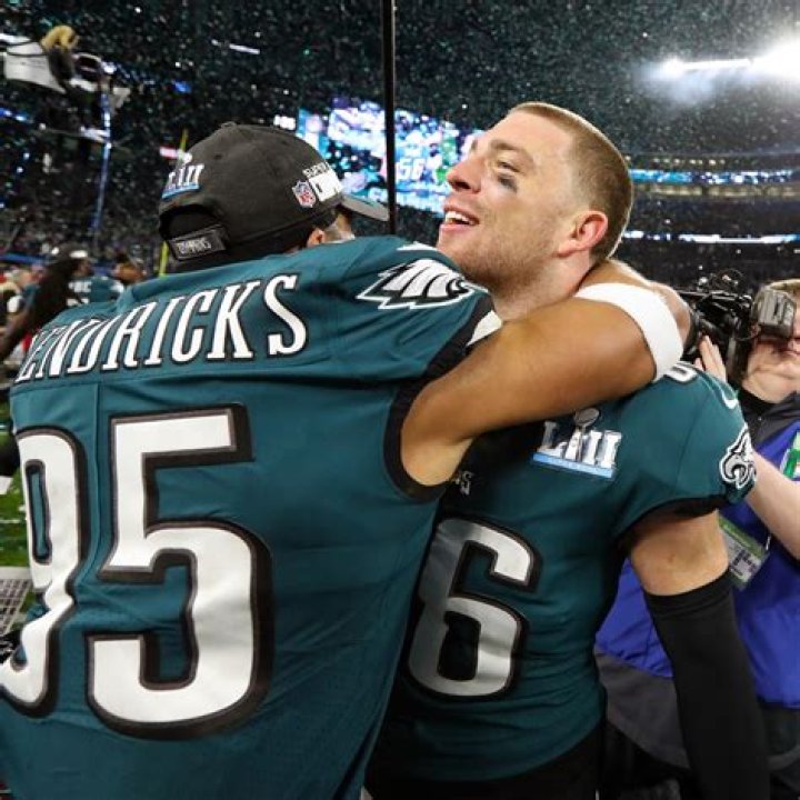 Know About Mychal Kendricks; NFL, Age, Dating, Stats, Contract, Salary