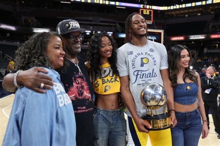 Who Are Myles Jack’s Siblings?