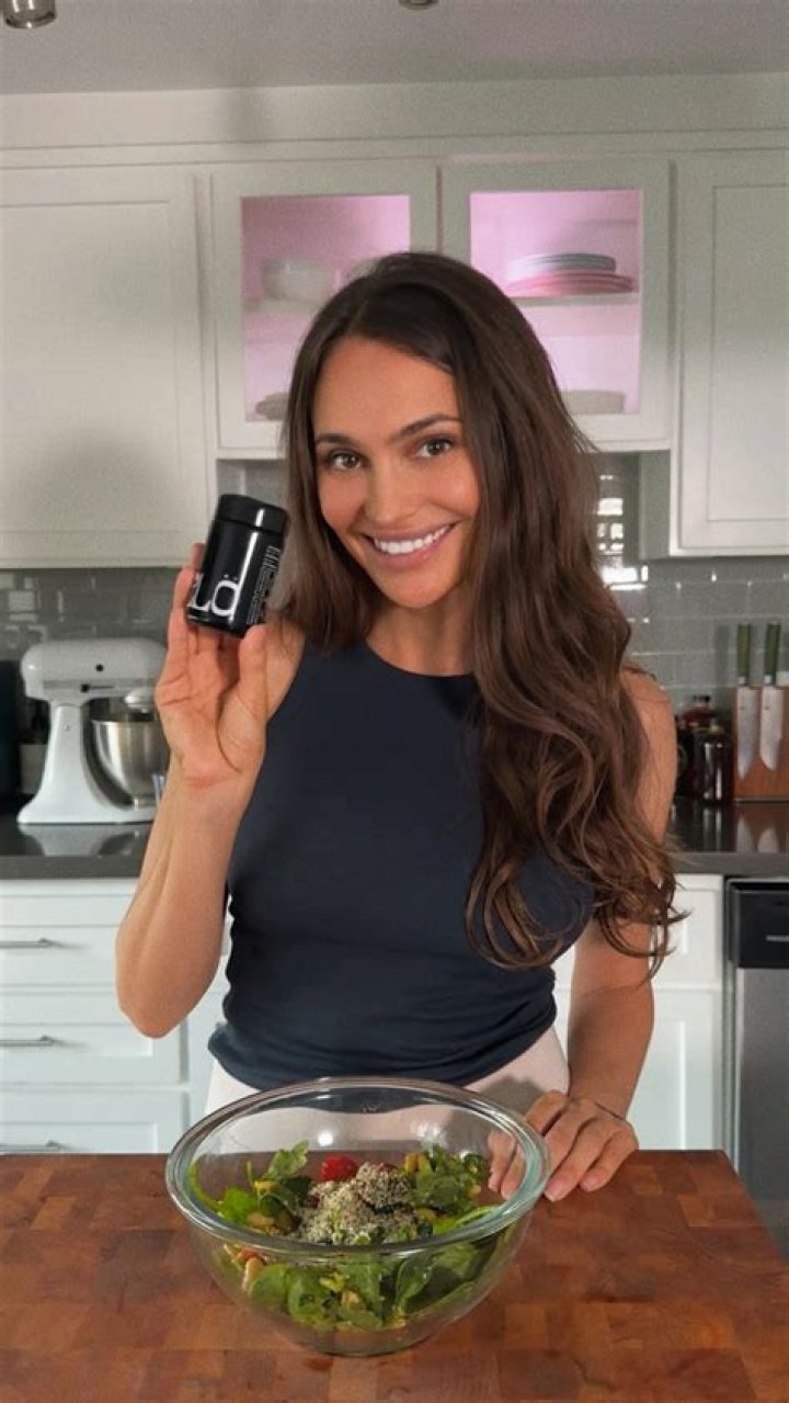 Who is Gavin Rossdale Girlfriend Natalie Golba? Explore Her Wiki, Bio, Age, Height, Net Worth, Instagram!!