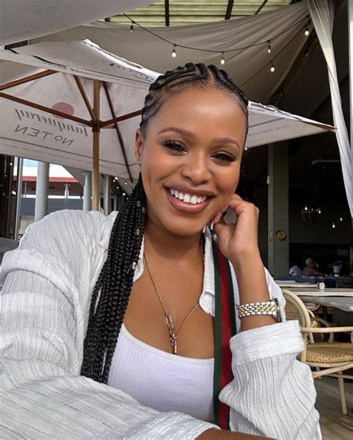 Natasha Thahane- Wiki, Age, Ethnicity, Boyfriend, Height, Net Worth, Career