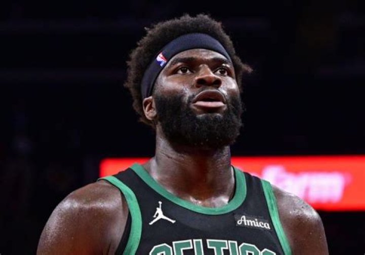 Neemias Queta- Wiki, Age, Height, Net Worth, Girlfriend, Dating