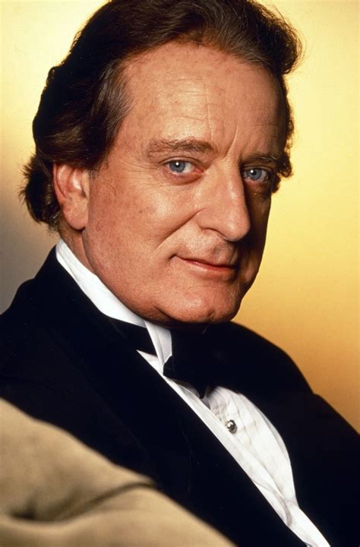 Nicolas Coster Net Worth, Age, Height, Bio, Birthday, Wiki!