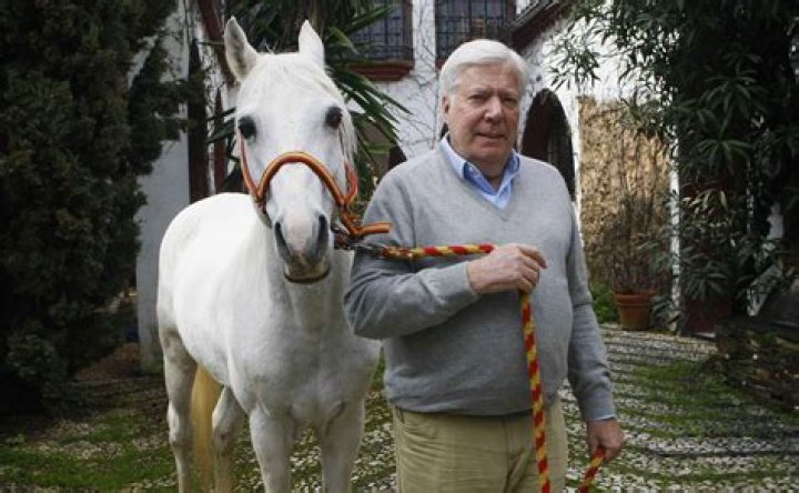 Fame | Nicolas Puech net worth and salary income estimation Apr, 2024