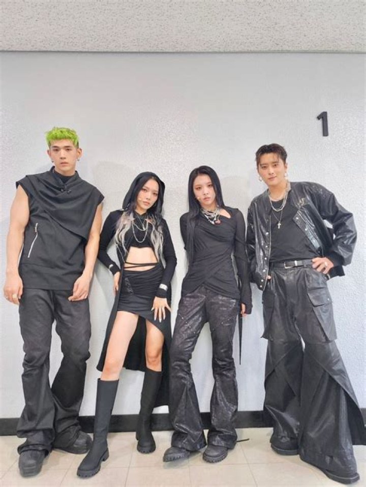 Niki & Sammy Talk KPOP: Age of Kpop Fans