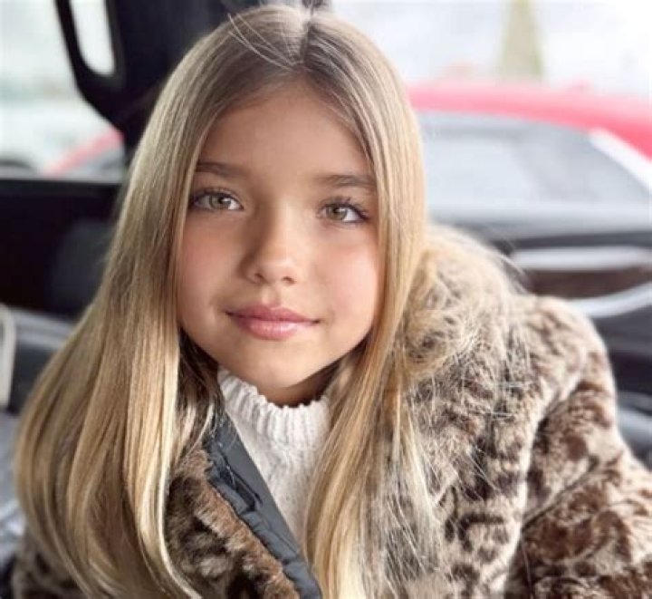 Oakley Fisher- Wiki, Age, Net Worth, Parents, Boyfriend, Height, Career