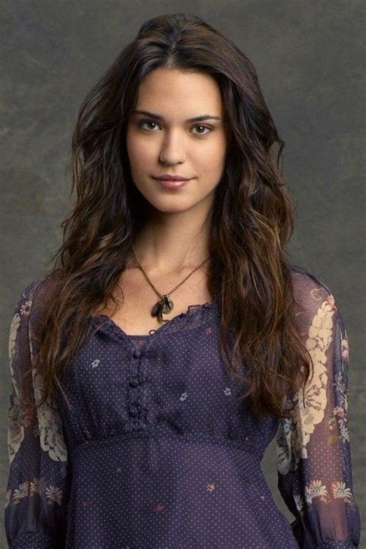Odette Annable - Net Worth, Age, Height, Birthday, Bio, Wiki!