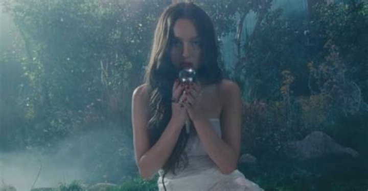 Olivia Rodrigo returns with new single 'Vampire'